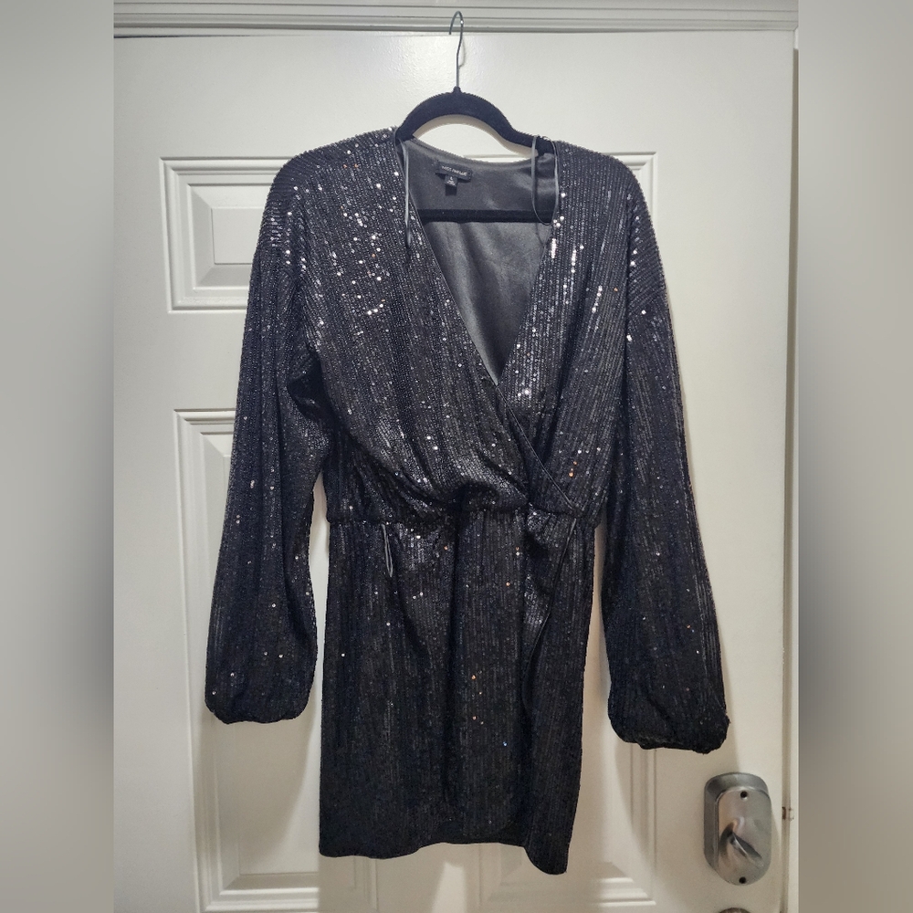 Miss avenue sparkling dress, color black, size large, long sleeve
